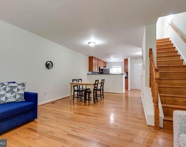13547 Ambassador Drive - Photo Thumbnail 13