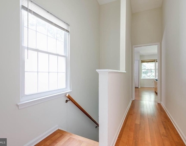 13547 Ambassador Drive - Photo Thumbnail 15