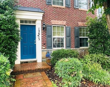 12615 Horseshoe Bend Circle - Photo Thumbnail 1