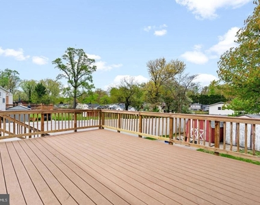 14236 Chadwick Lane - Photo Thumbnail 37