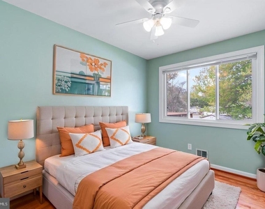 14236 Chadwick Lane - Photo Thumbnail 24