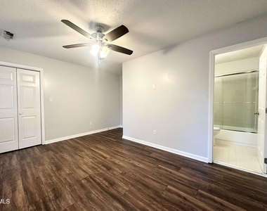 5620 Bridgetowne Way - Photo Thumbnail 12