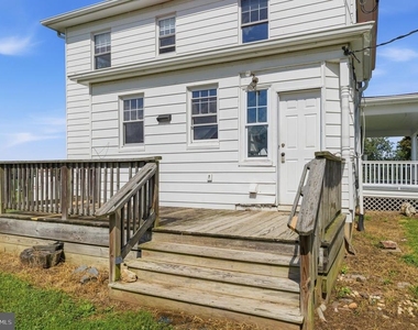 22422 Whites Ferry Road - Photo Thumbnail 14