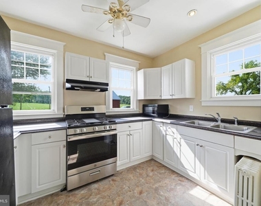 22422 Whites Ferry Road - Photo Thumbnail 19