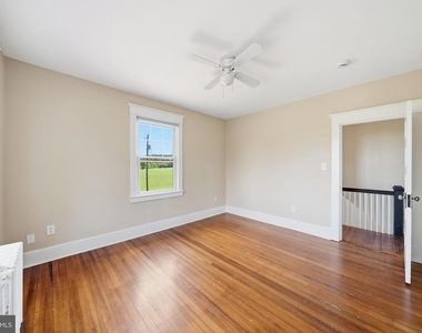 22422 Whites Ferry Road - Photo Thumbnail 40