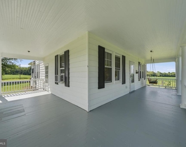 22422 Whites Ferry Road - Photo Thumbnail 7