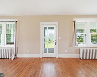 22422 Whites Ferry Road - Photo Thumbnail 22