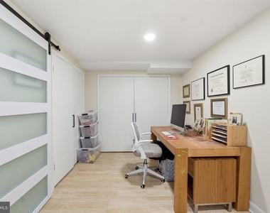 5902 Wilson Lane - Photo Thumbnail 25