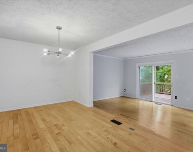 508 Palmspring Drive - Photo Thumbnail 3