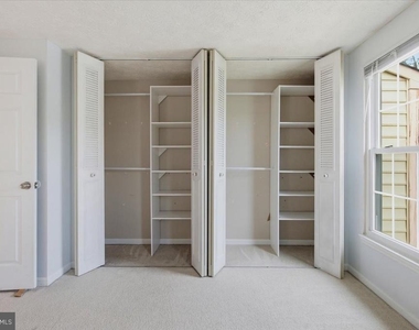 508 Palmspring Drive - Photo Thumbnail 18