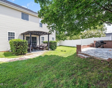 7850 Braefield Drive - Photo Thumbnail 19