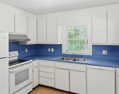 6909 Justice Drive - Photo Thumbnail 3