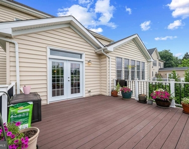 5066 Winesap Way - Photo Thumbnail 50