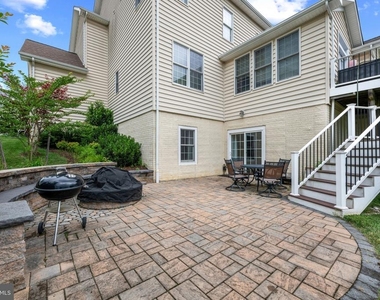 5066 Winesap Way - Photo Thumbnail 51