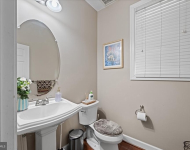 5066 Winesap Way - Photo Thumbnail 10