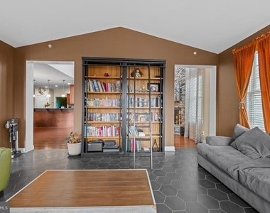 5066 Winesap Way - Photo Thumbnail 23
