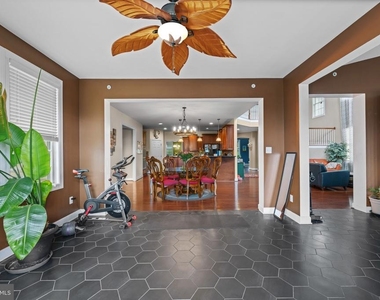 5066 Winesap Way - Photo Thumbnail 24