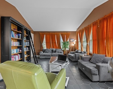 5066 Winesap Way - Photo Thumbnail 21