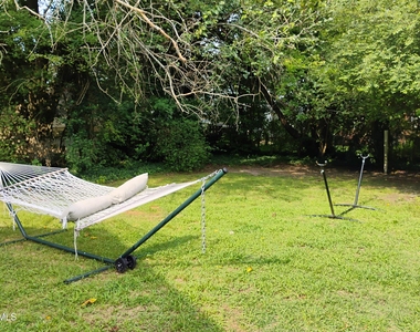 1007 Rosehill Avenue - Photo Thumbnail 15