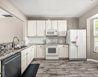 8139 Rhiannon Road - Photo Thumbnail 5