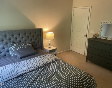 920 Cozy Oak Avenue - Photo Thumbnail 19