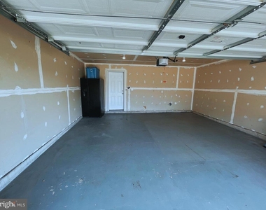 4747 Witchhazel Way - Photo Thumbnail 13