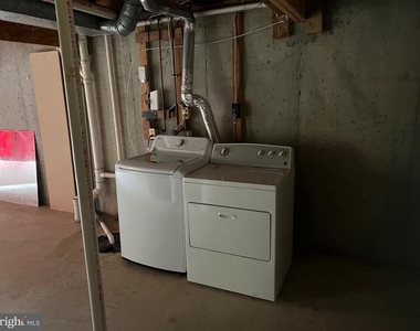 1520 Murray Place - Photo Thumbnail 17