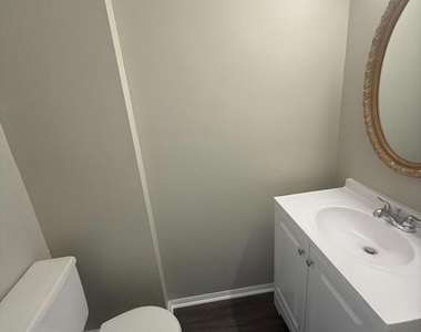 5752 Charstone Court - Photo Thumbnail 14