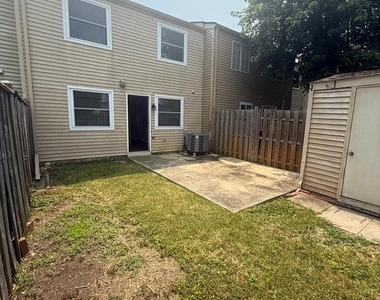 5752 Charstone Court - Photo Thumbnail 27