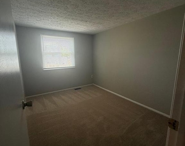 5752 Charstone Court - Photo Thumbnail 25