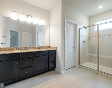 5861 Oakdale Village Road - Photo Thumbnail 15