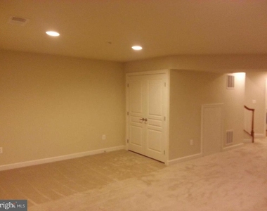 9053 Mcpherson Street - Photo Thumbnail 13