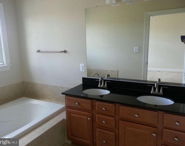 9053 Mcpherson Street - Photo Thumbnail 10