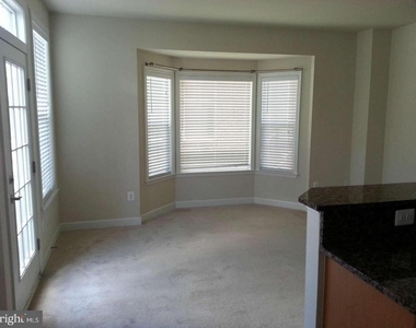 9053 Mcpherson Street - Photo Thumbnail 6