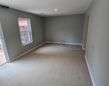 11213 Heron Place - Photo Thumbnail 4
