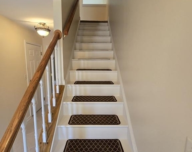 11213 Heron Place - Photo Thumbnail 9