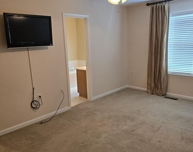 11213 Heron Place - Photo Thumbnail 29