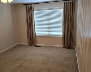 11213 Heron Place - Photo Thumbnail 30
