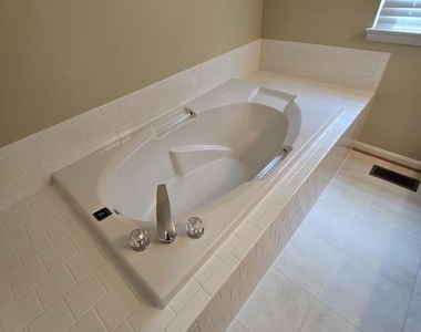 11213 Heron Place - Photo Thumbnail 35