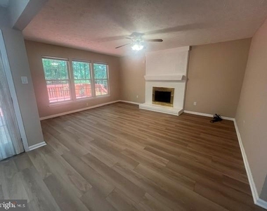 2306 Alava Court - Photo Thumbnail 12