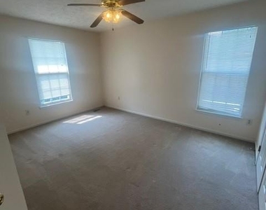 2306 Alava Court - Photo Thumbnail 27