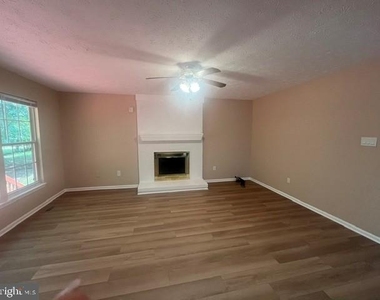 2306 Alava Court - Photo Thumbnail 11