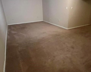 2306 Alava Court - Photo Thumbnail 35