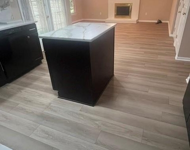 2306 Alava Court - Photo Thumbnail 10