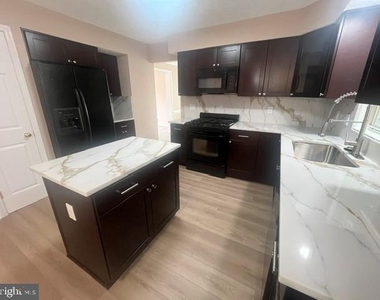 2306 Alava Court - Photo Thumbnail 2