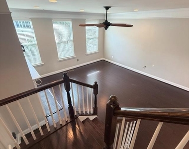 35 Meridian Lane - Photo Thumbnail 4