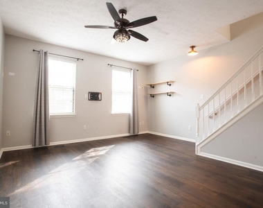 200 Toddson Lane - Photo Thumbnail 7