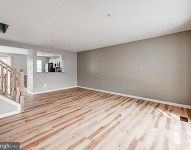 3 Sandview Court - Photo Thumbnail 8