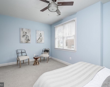 1236 Harbor Island Walk - Photo Thumbnail 28