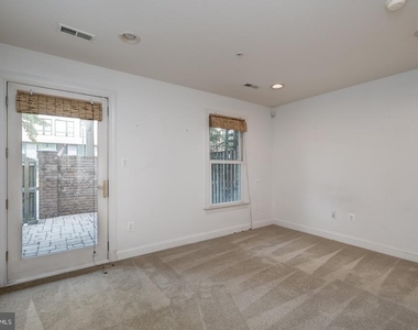 1236 Harbor Island Walk - Photo Thumbnail 52